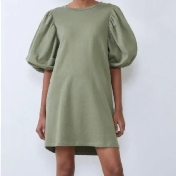 slim fit dress slacks ZARAH PUFF SLEEVE MINI DRESS EMERALD GREEN – Beybella main image 0